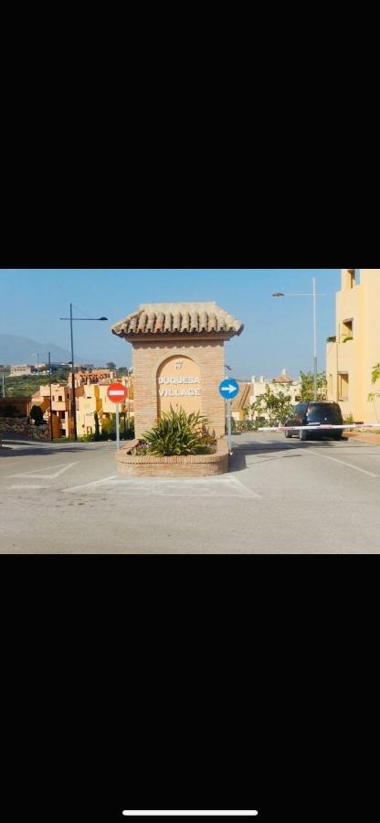 Duquesa Village Манилва Экстерьер фото